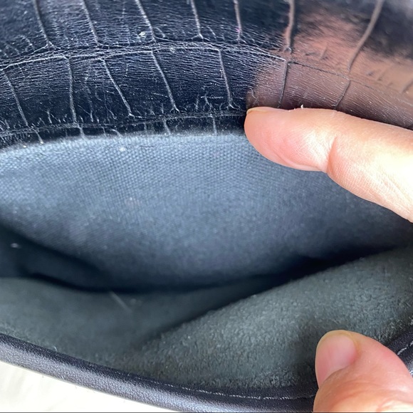 Vintage Brighton Croc Embossed Leather Bucket Crossbody - Picture 4 of 7